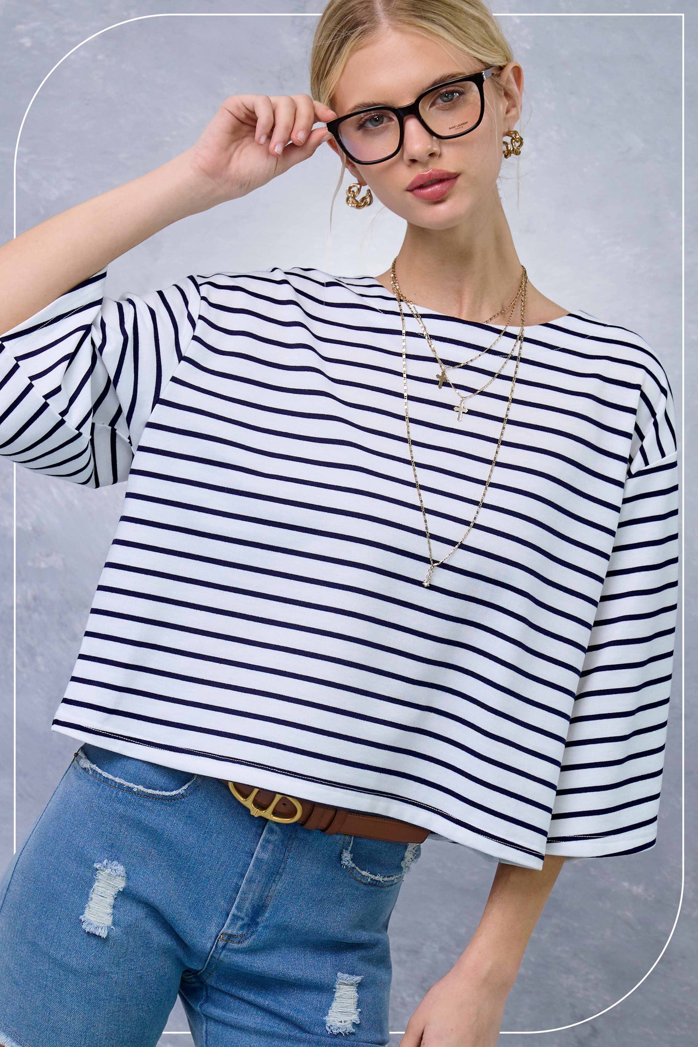 Striped Semi Crop Top in White/Navy (REG)