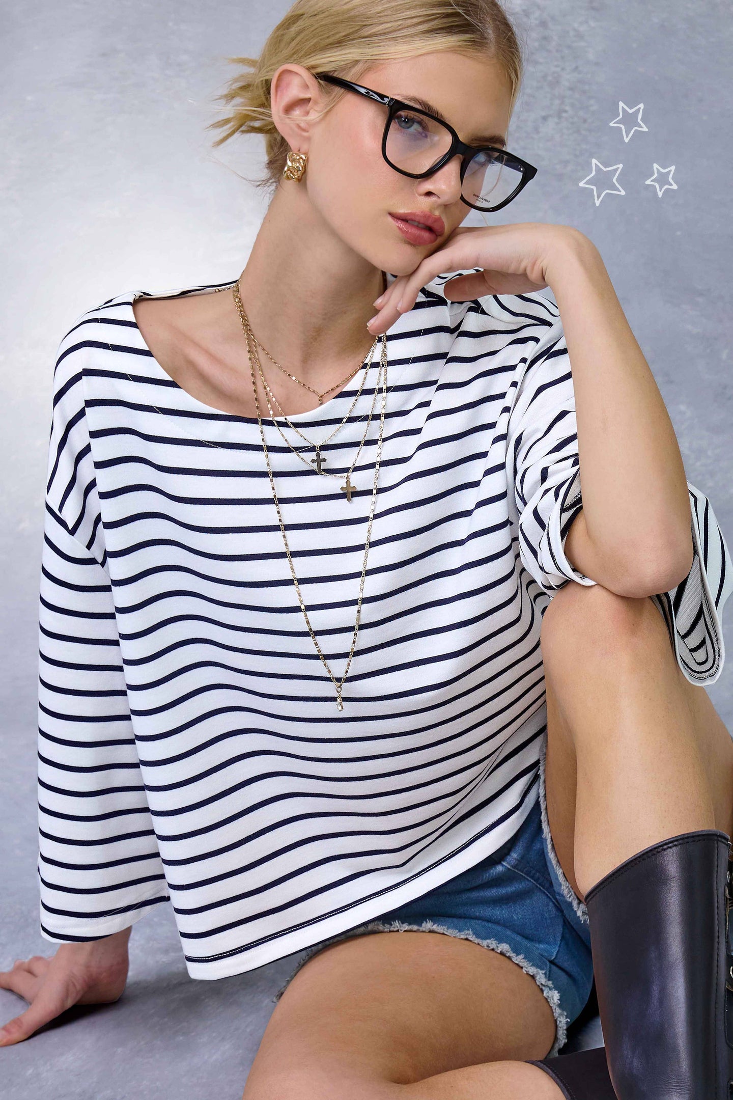 Striped Semi Crop Top in White/Navy (REG)
