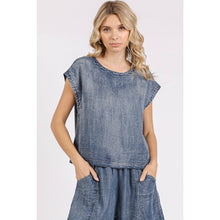 Chambray Button Back Top (REG)