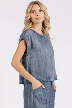 Chambray Button Back Top (REG)