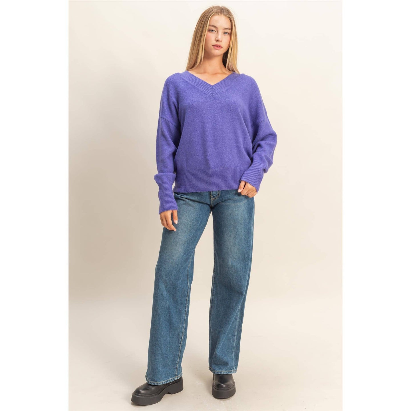 Relaxed V-Neck Sweater in Iris Purple (REG)