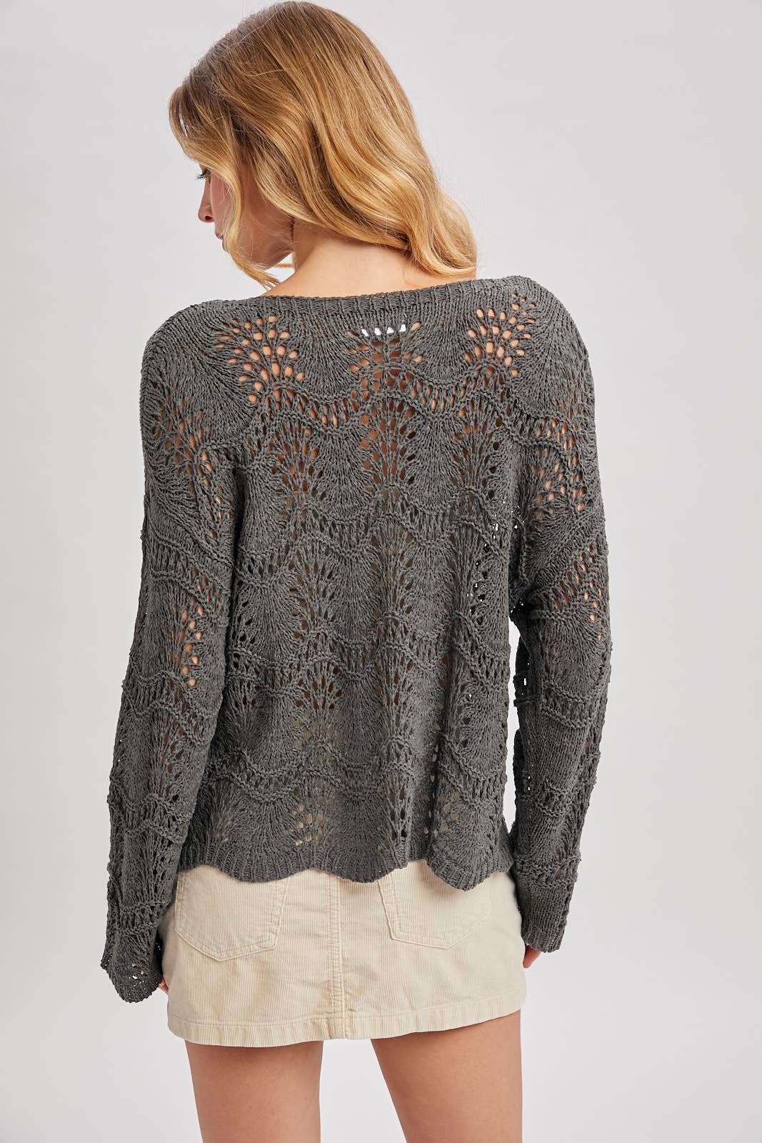 Scallop Knit Sweater in Ash (REG)