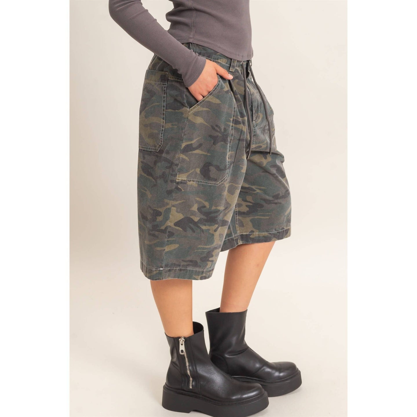 Green Camo Drawstring Shorts (REG)