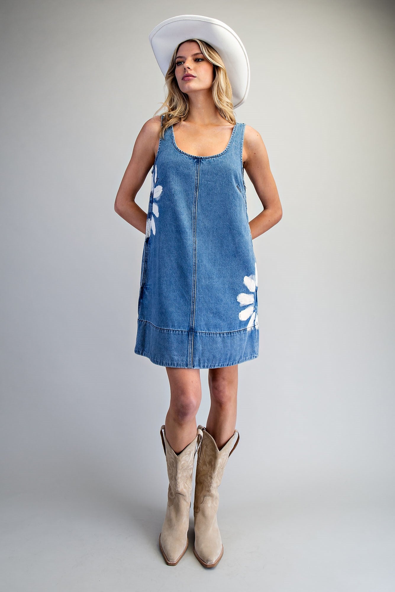 Denim Daisy Shift Dress (REG)