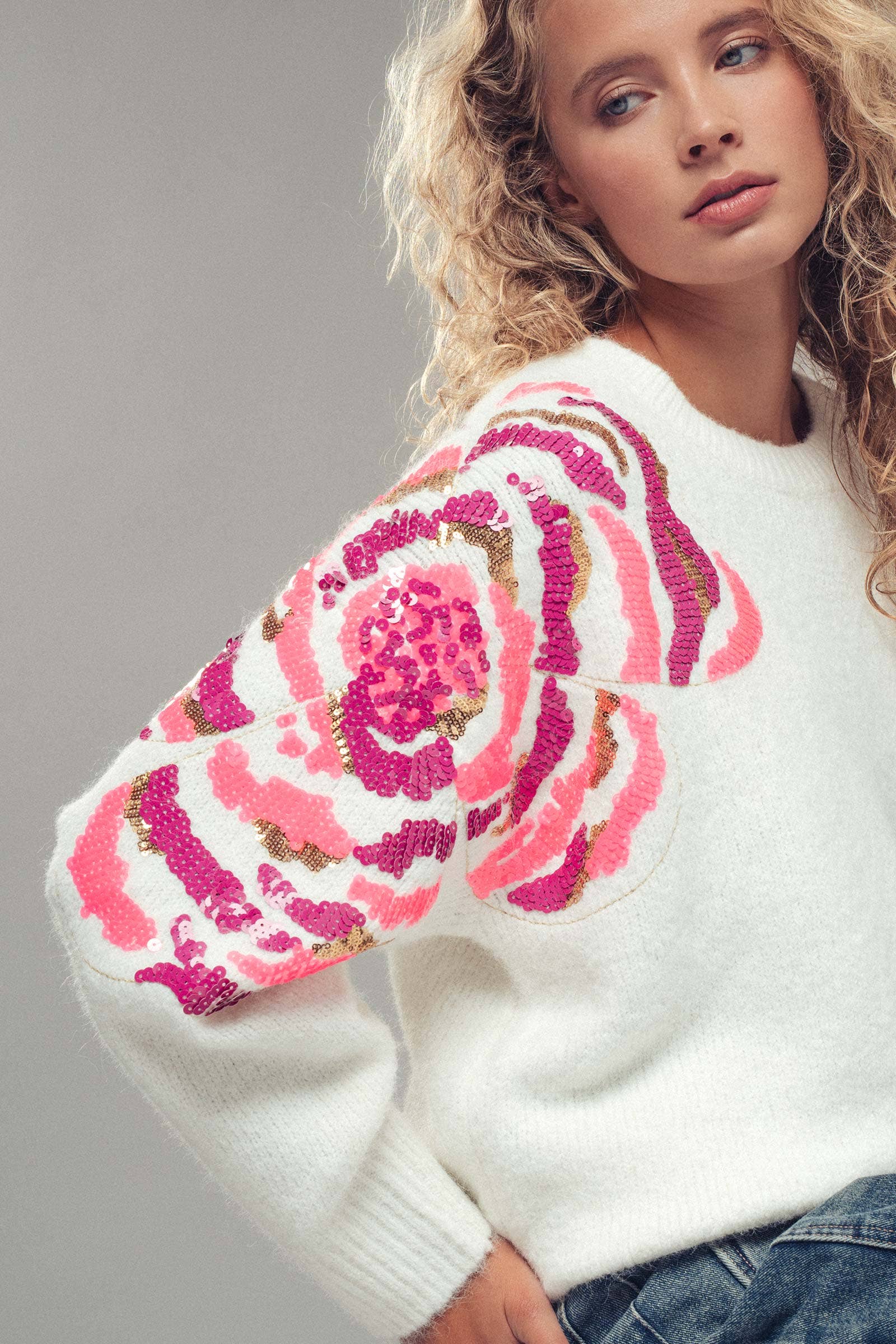 Sequin Floral Fuzzy Knit Sweater in Ivory (REG)