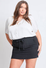 Gauze Cargo Skort in Black (REG)