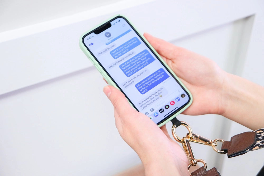 Clip & Go Crossbody Phone Strap