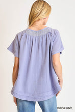 Daisy Embroidered Top in Purple Haze (REG)