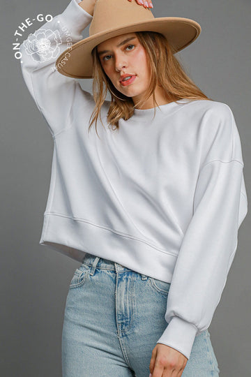 Luxe Pullover Sweatshirt in Off White (REG)