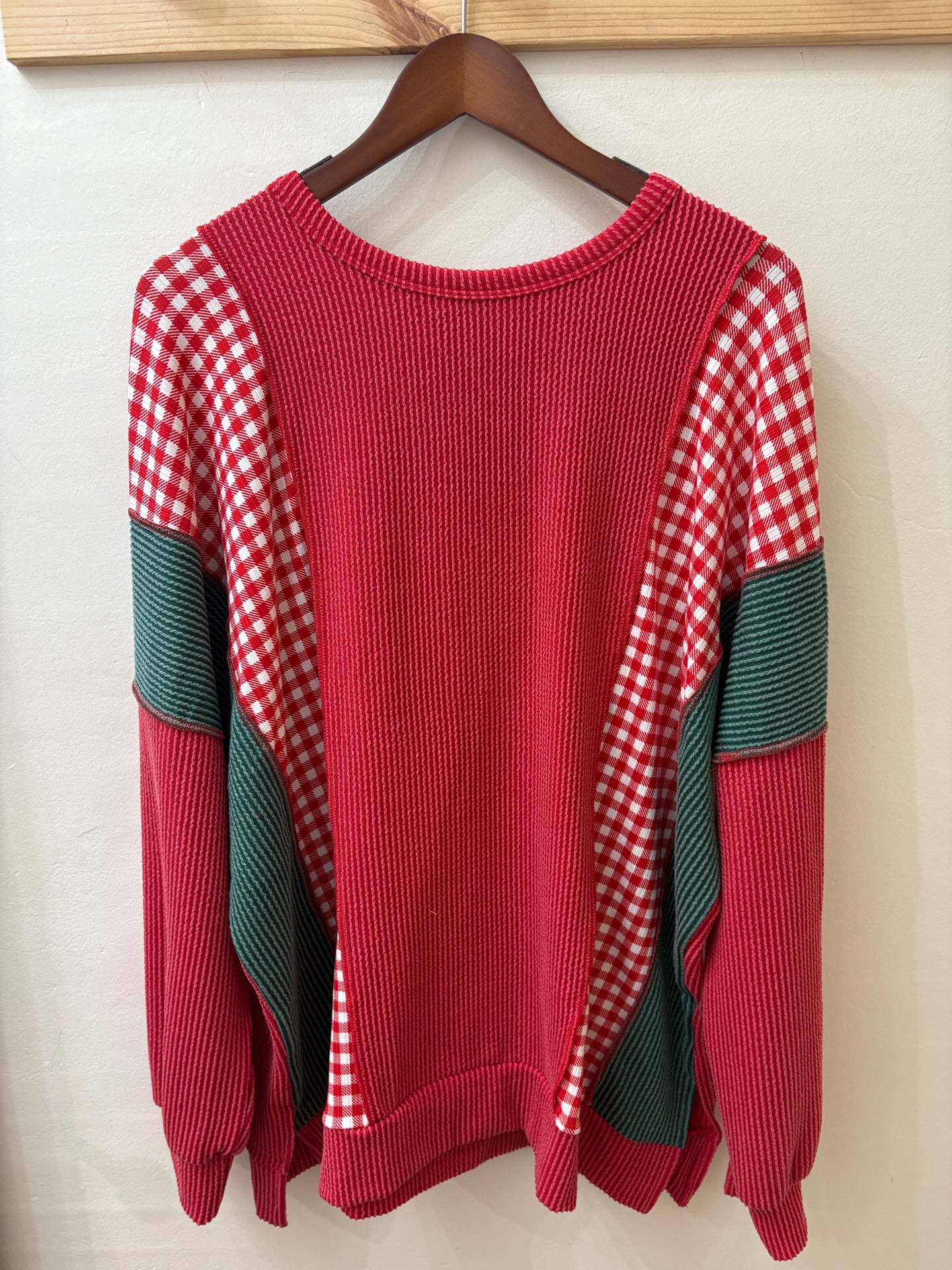 Christmas Gingham Contrast Top (REG)