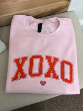 XOXO Sweatshirt (REG)