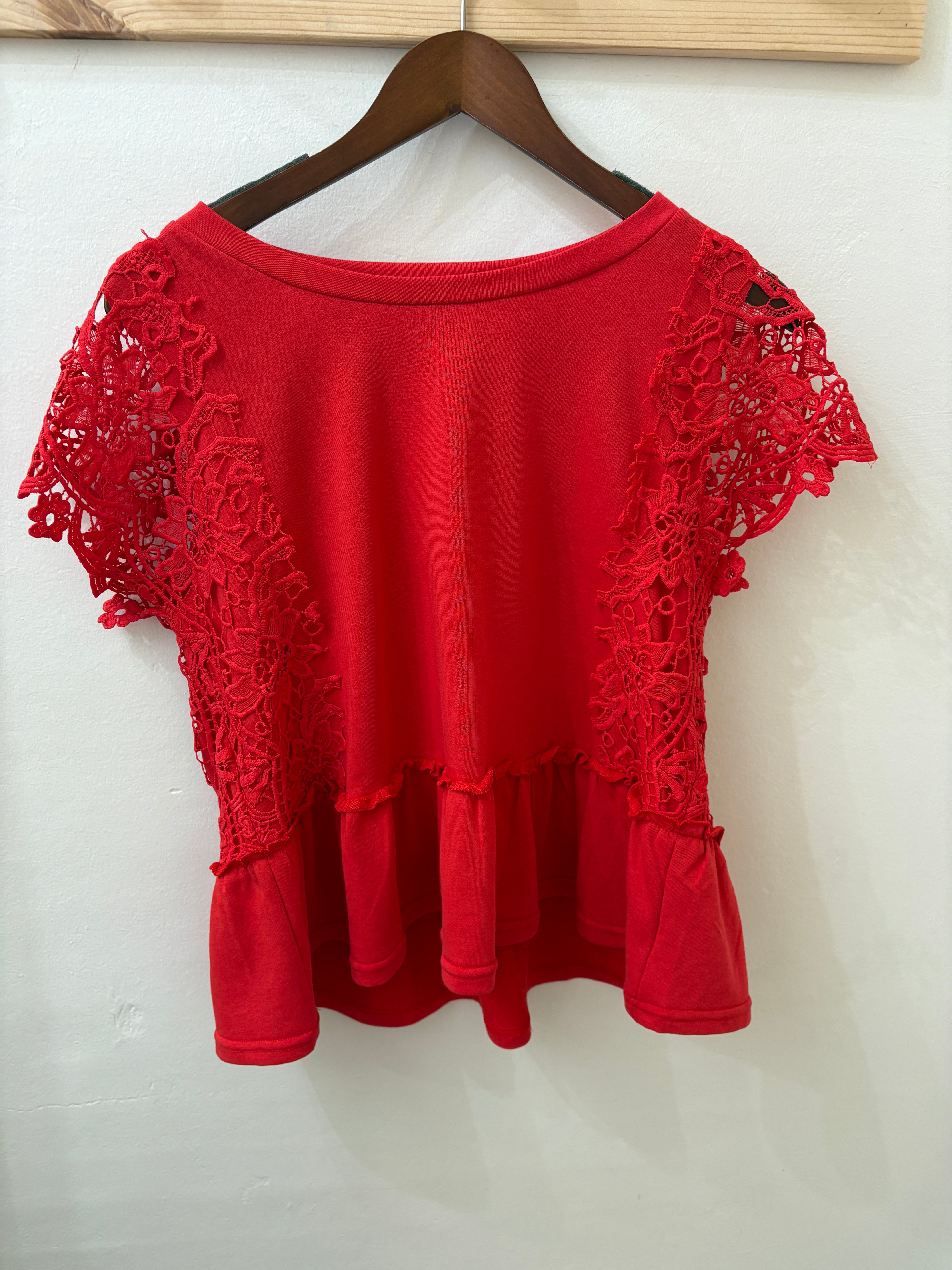 Crochet Contrast Peplum Top in Red (REG)