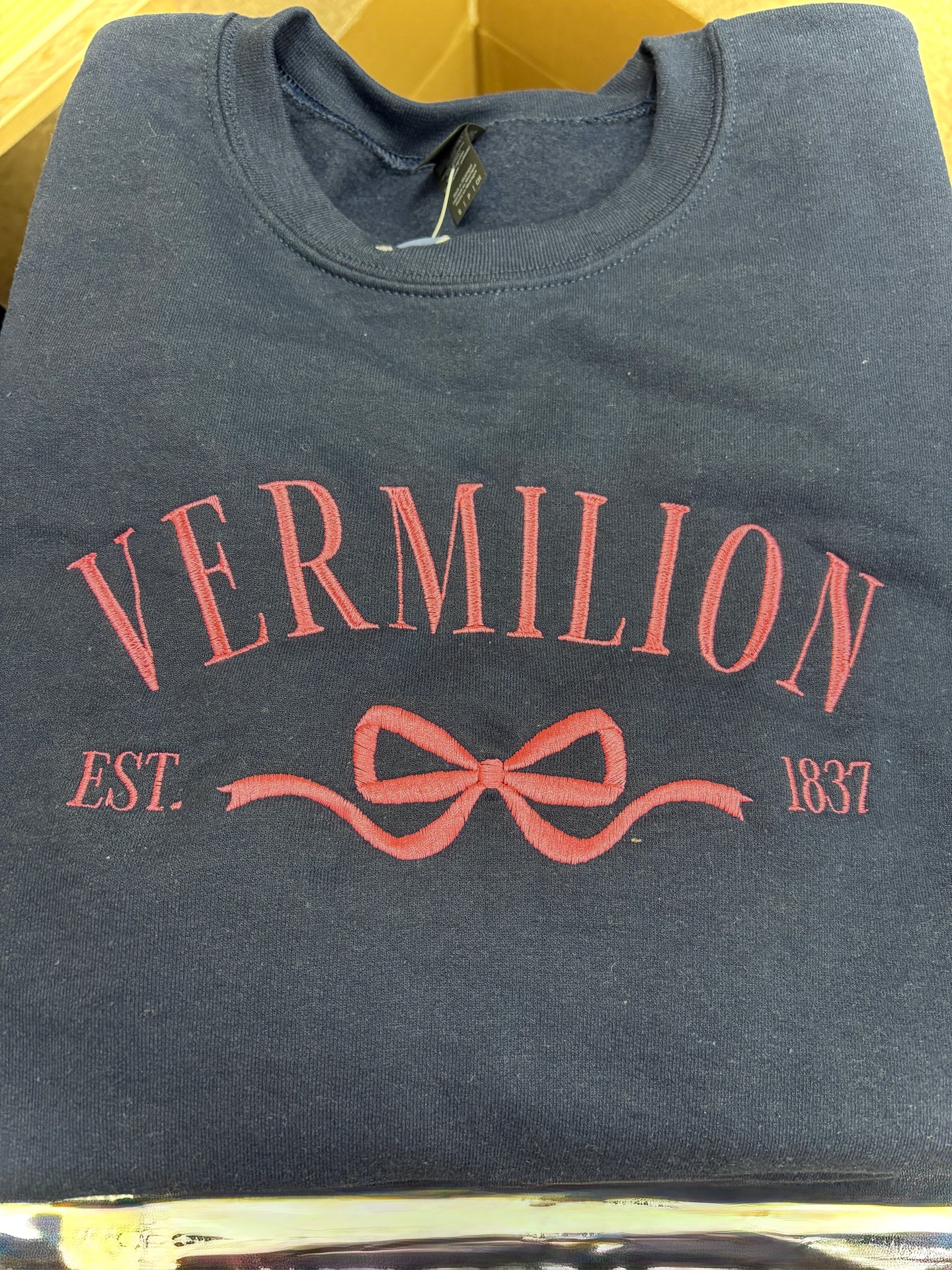 Vermilion 1837 Sweatshirt in Navy (REG/PLUS)