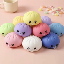 BUBBLE BLOWING DUMPLING
