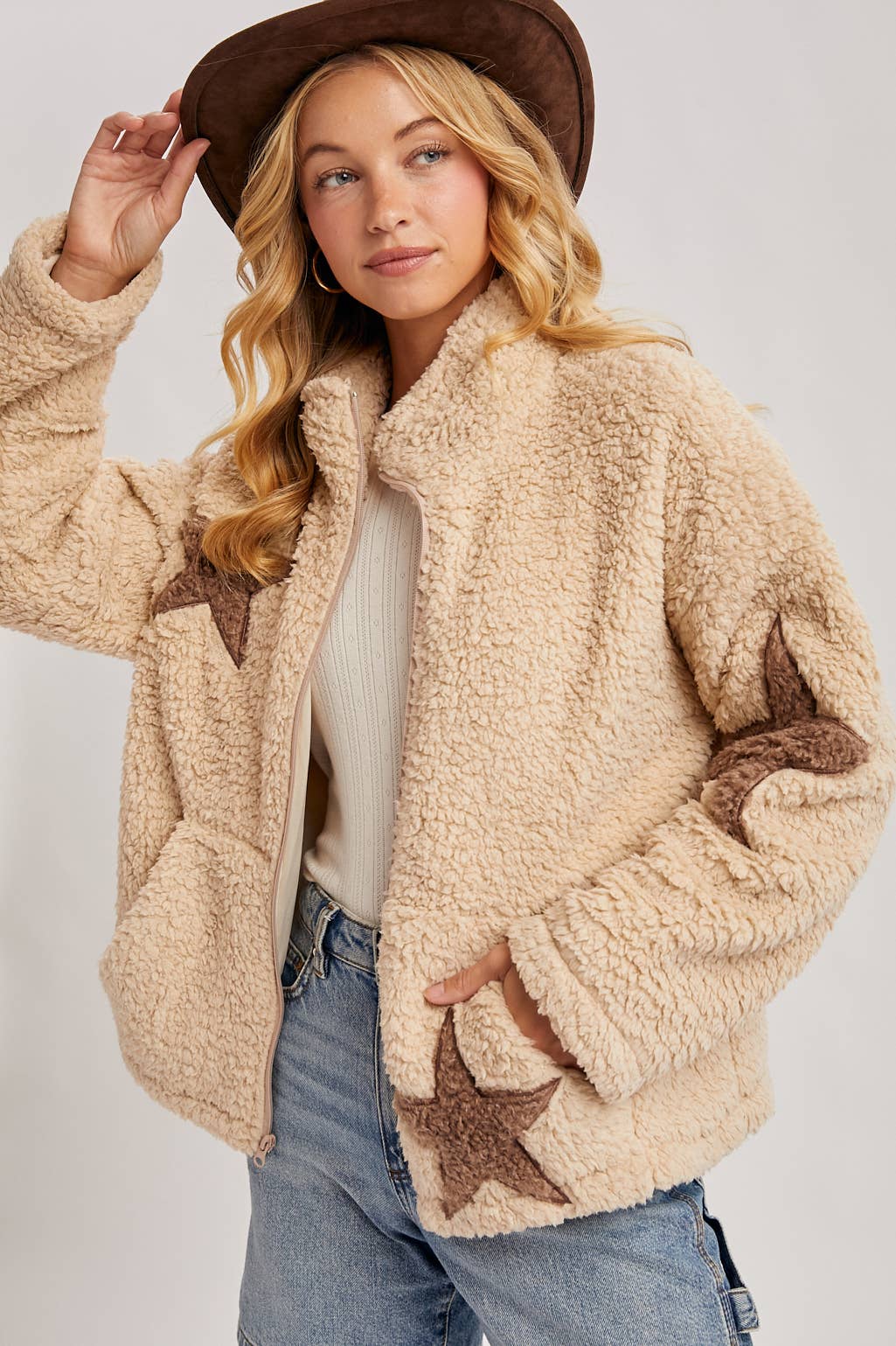 Star Shaped Teddy Sherpa Jacket in Beige (REG)