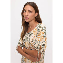 Graceful Garden Top (REG)