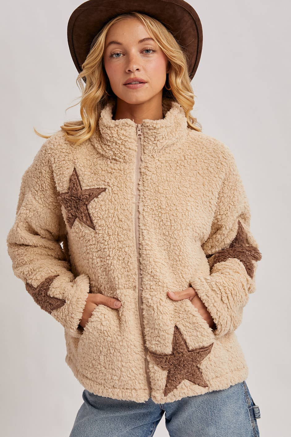 Star Shaped Teddy Sherpa Jacket in Beige (REG)
