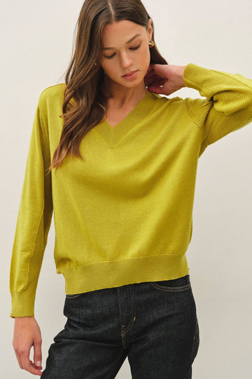 Astrid V-Neck Sweater in Mustard (REG)