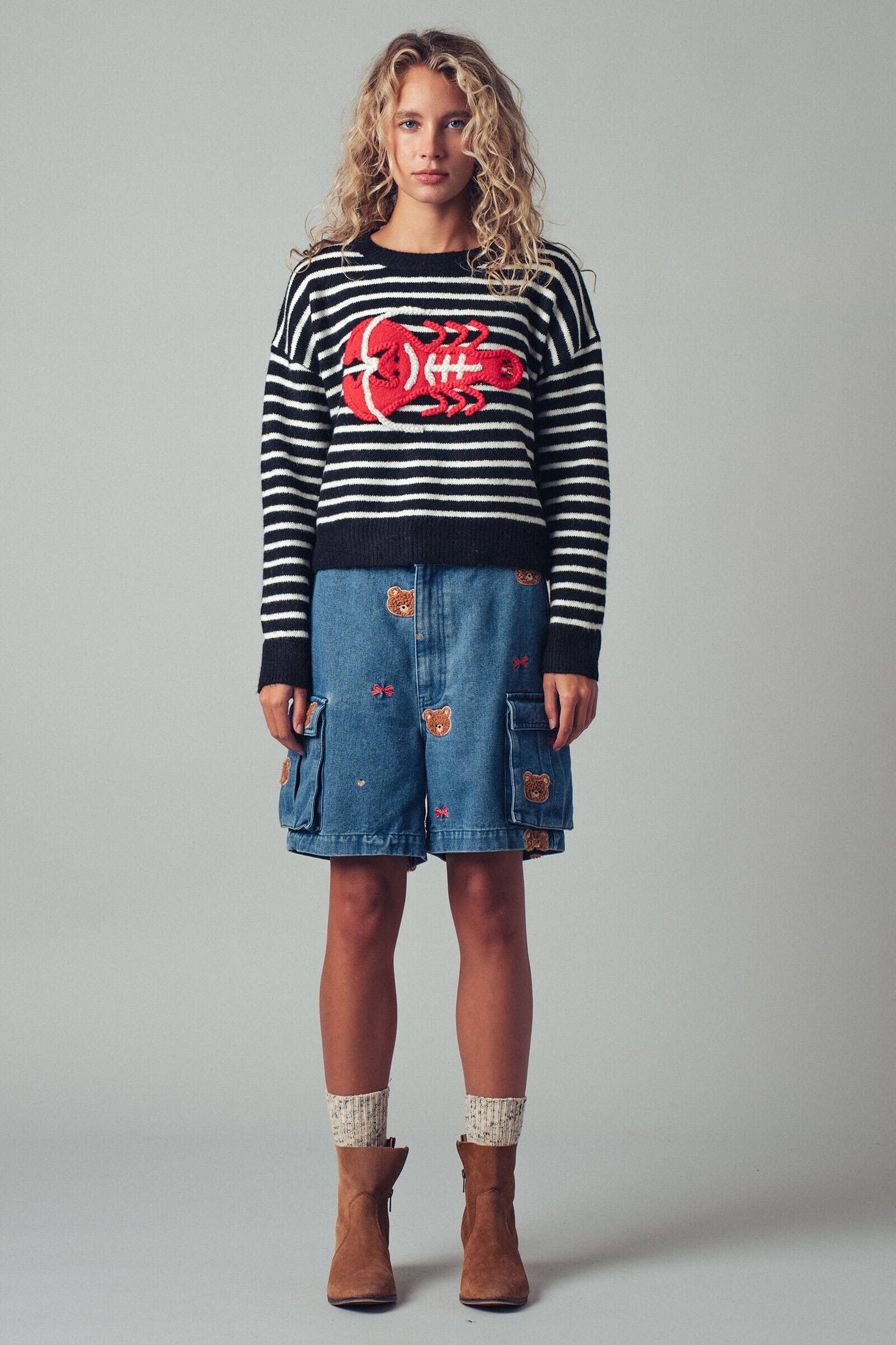 Embroidered Lobster Sweater in Ivory/Black (REG)