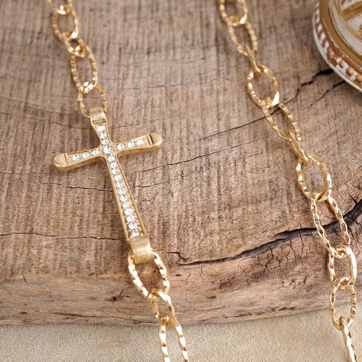 Faith Line Side Cross Necklace