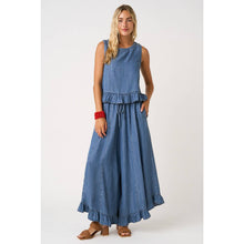 Back Button Denim Peplum Top (REG)