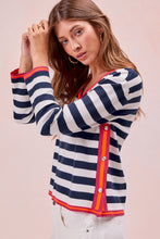 Side Button Stripe Top (REG)