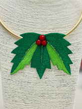 Christmas Holly Collar Necklace