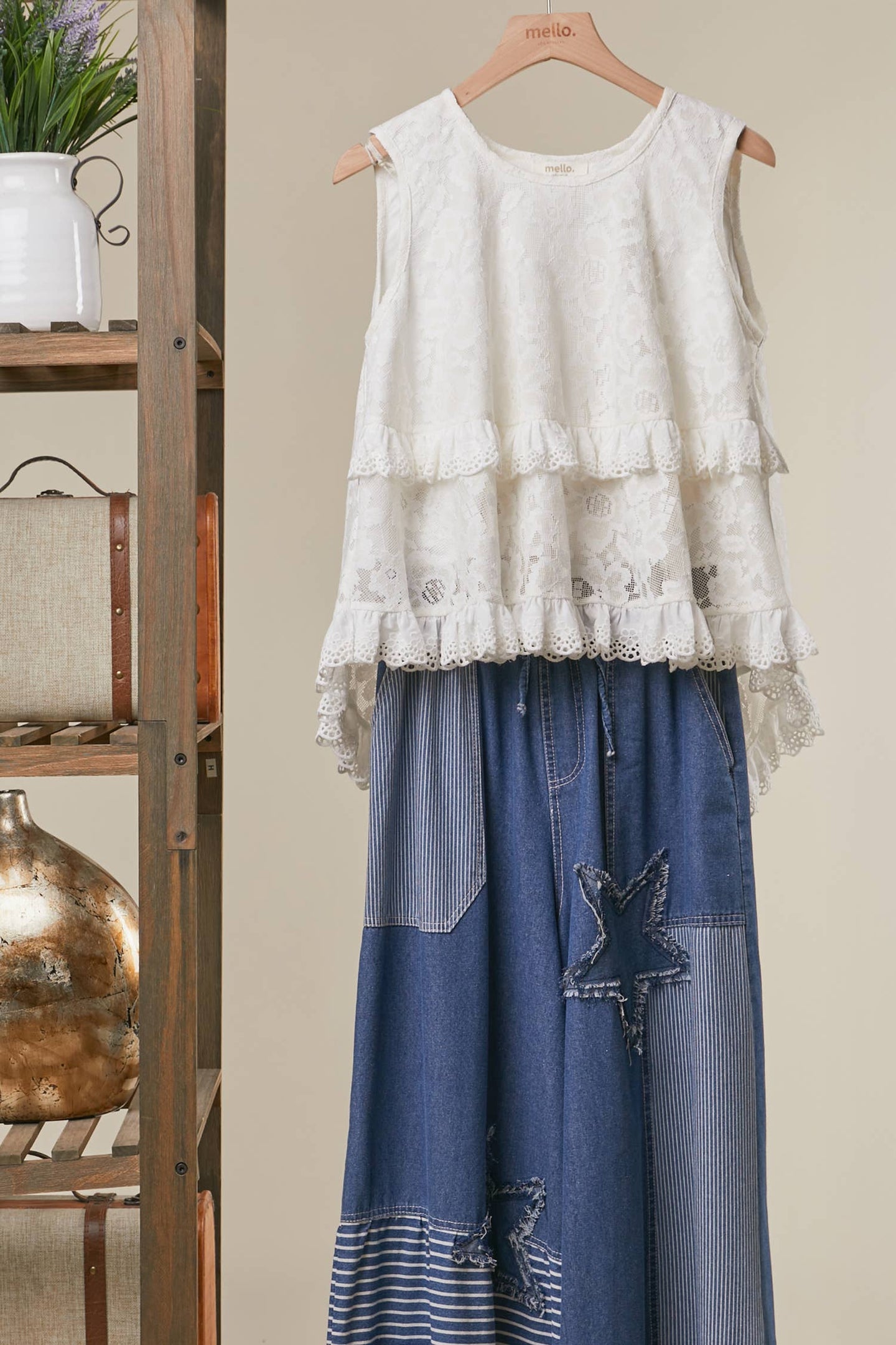 High-Low Lace Tunic Top in White (REG)