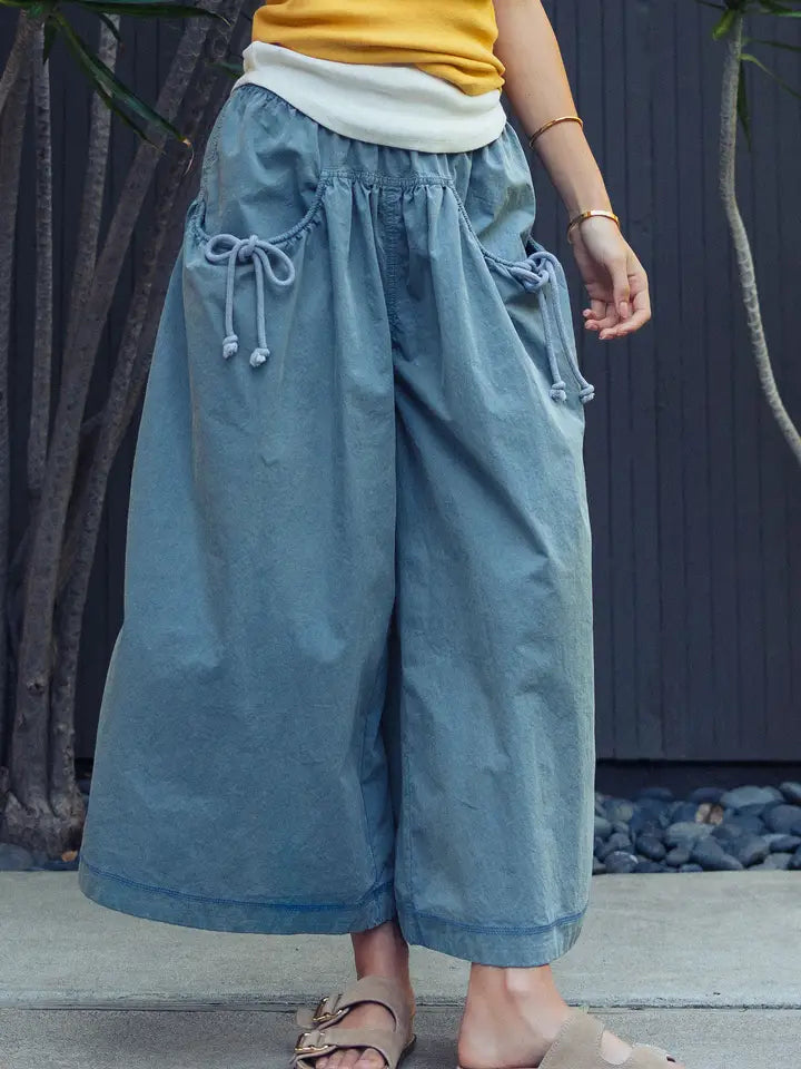 Drawstring Pocket Culotte Pants in Blue (REG)