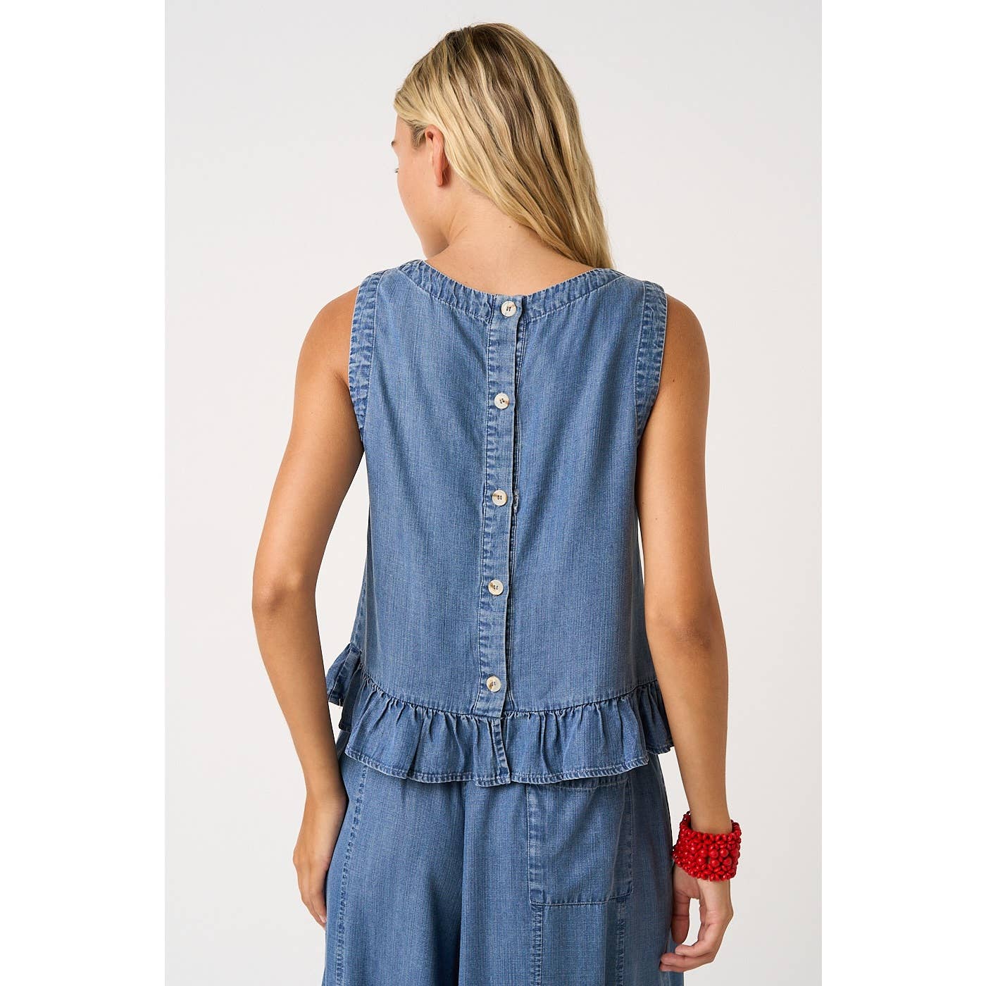 Back Button Denim Peplum Top (REG)