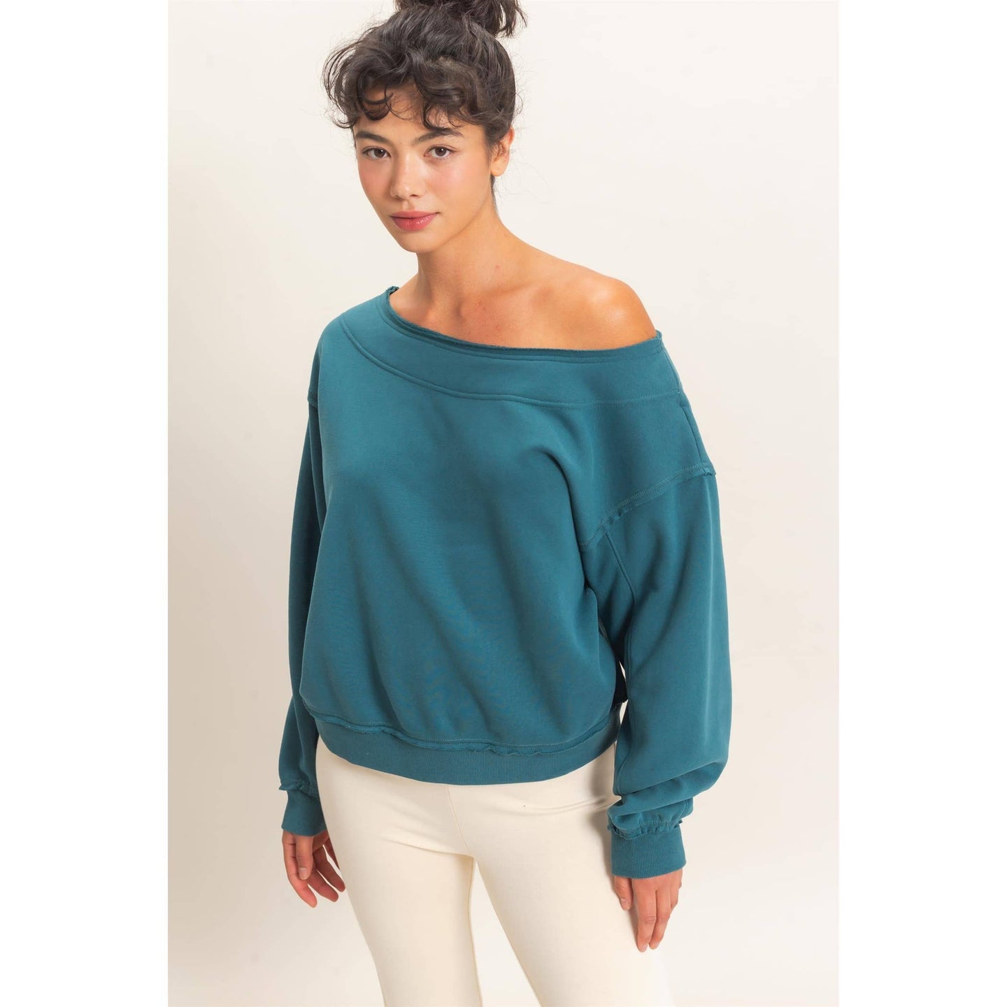 Raw Edge Off Shoulder Sweatshirt in Teal (REG)