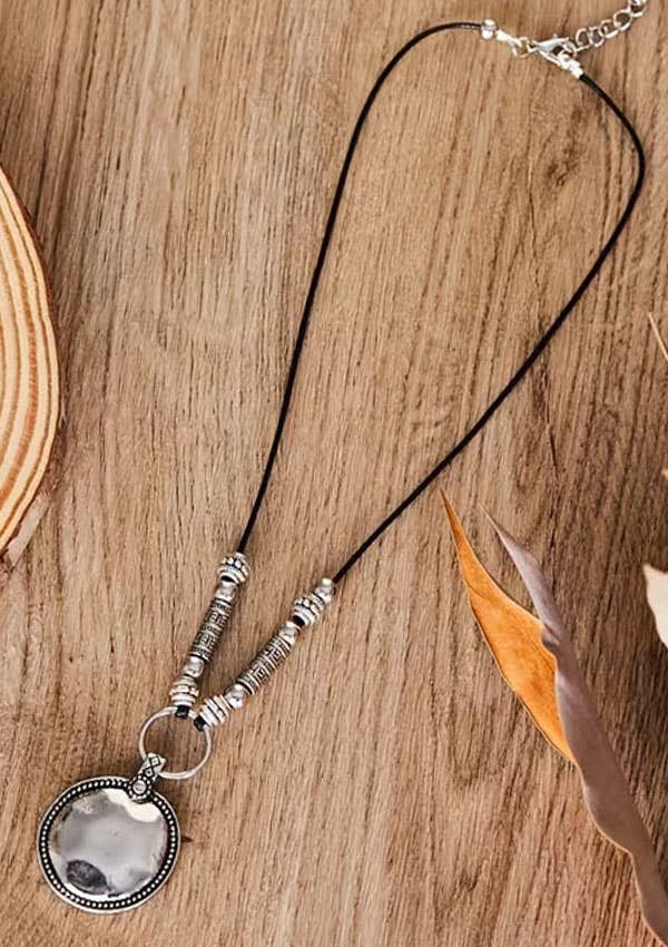 Retro Disc Necklace