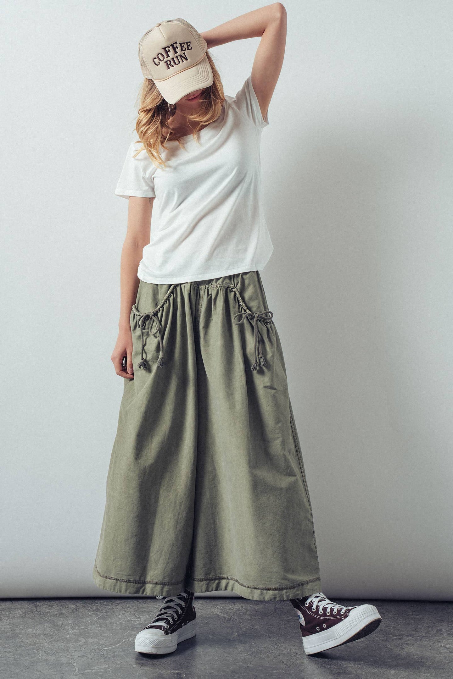 Drawstring Pocket Culotte Pants in Olive (REG)