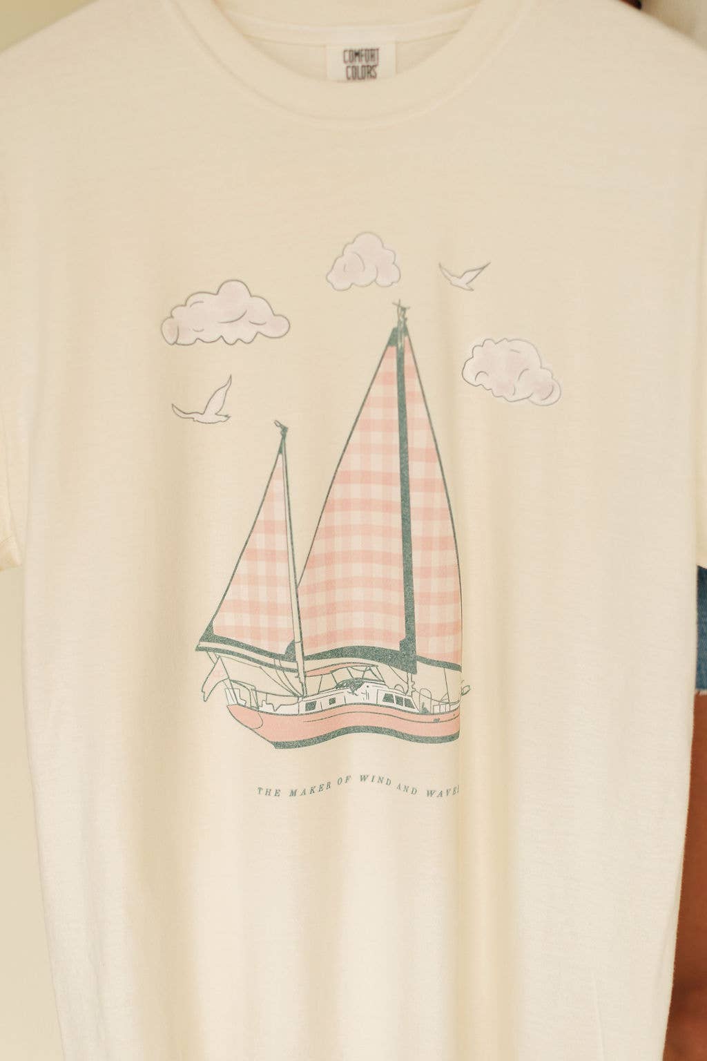 Winds & Waves Sailboat Sweatshirt (REG)