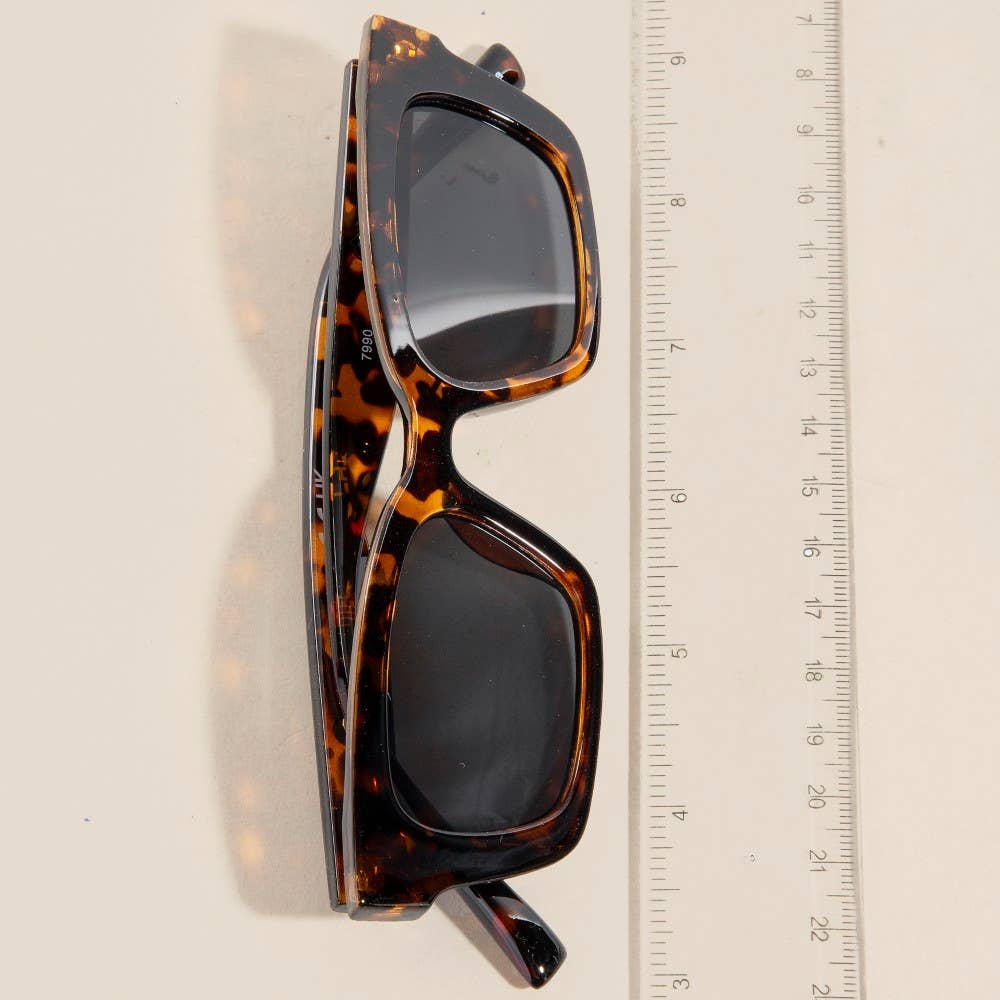 Classy Chic Rectangle Sunglasses