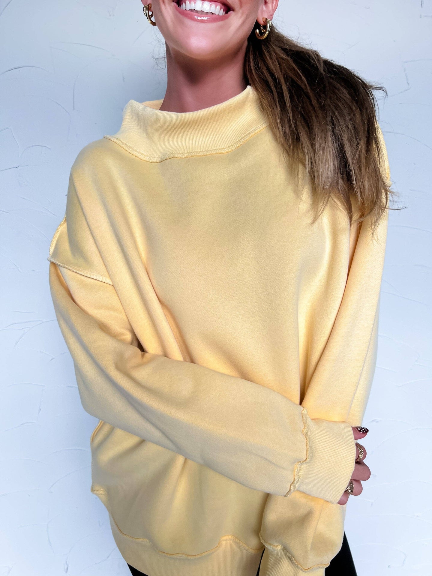 Blank Mock Neck Sweatshirt in Yellow (REG)