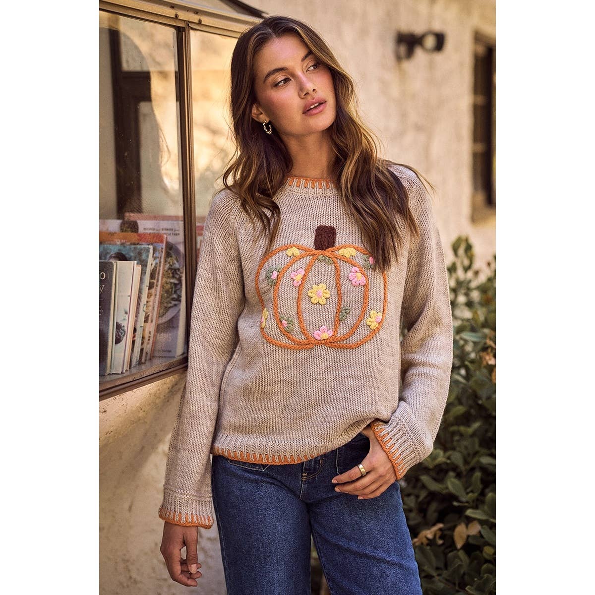 Floral Pumpkin Sweater in Taupe (REG)