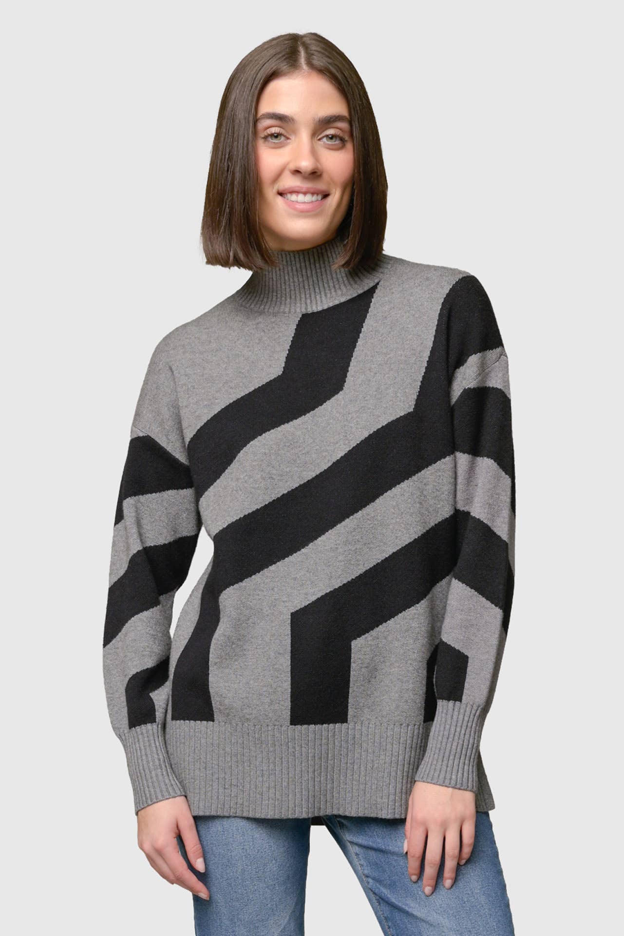 Jacquard Hi-Lo Tunic Sweater in Charcoal (REG)