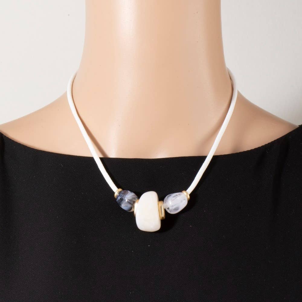Resin and Metallic Cord Necklace