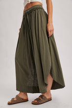 Side Slit Wide Leg Pants in Olive (REG)