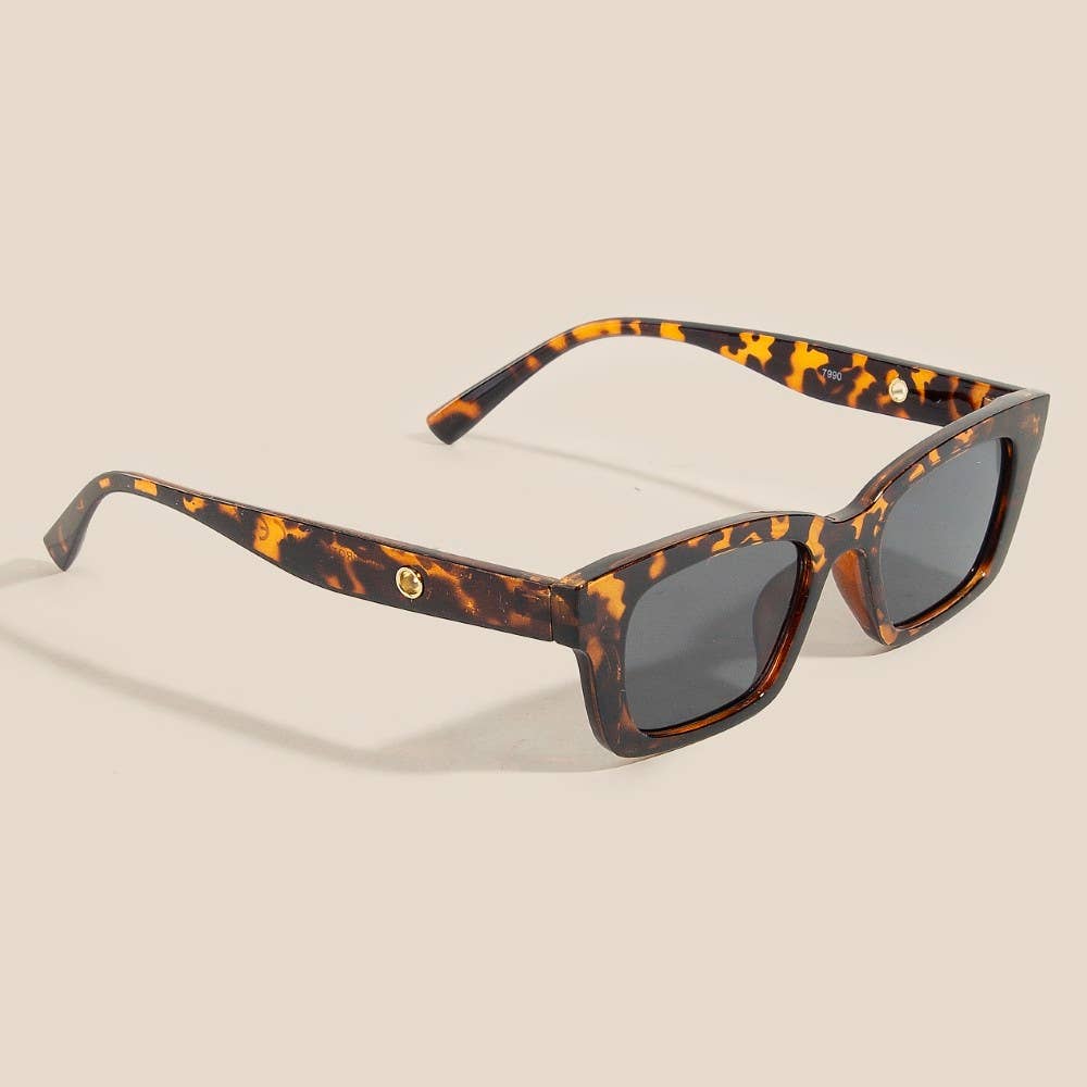 Classy Chic Rectangle Sunglasses