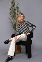 Button Shoulder Striped Top in Black (REG)
