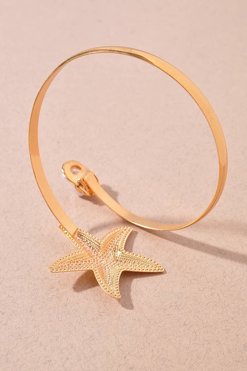 Gold Starfish Open Arm Cuff
