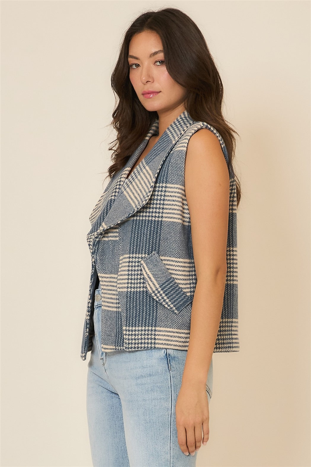 Open Front Plaid Vest in Denim Blue (REG)