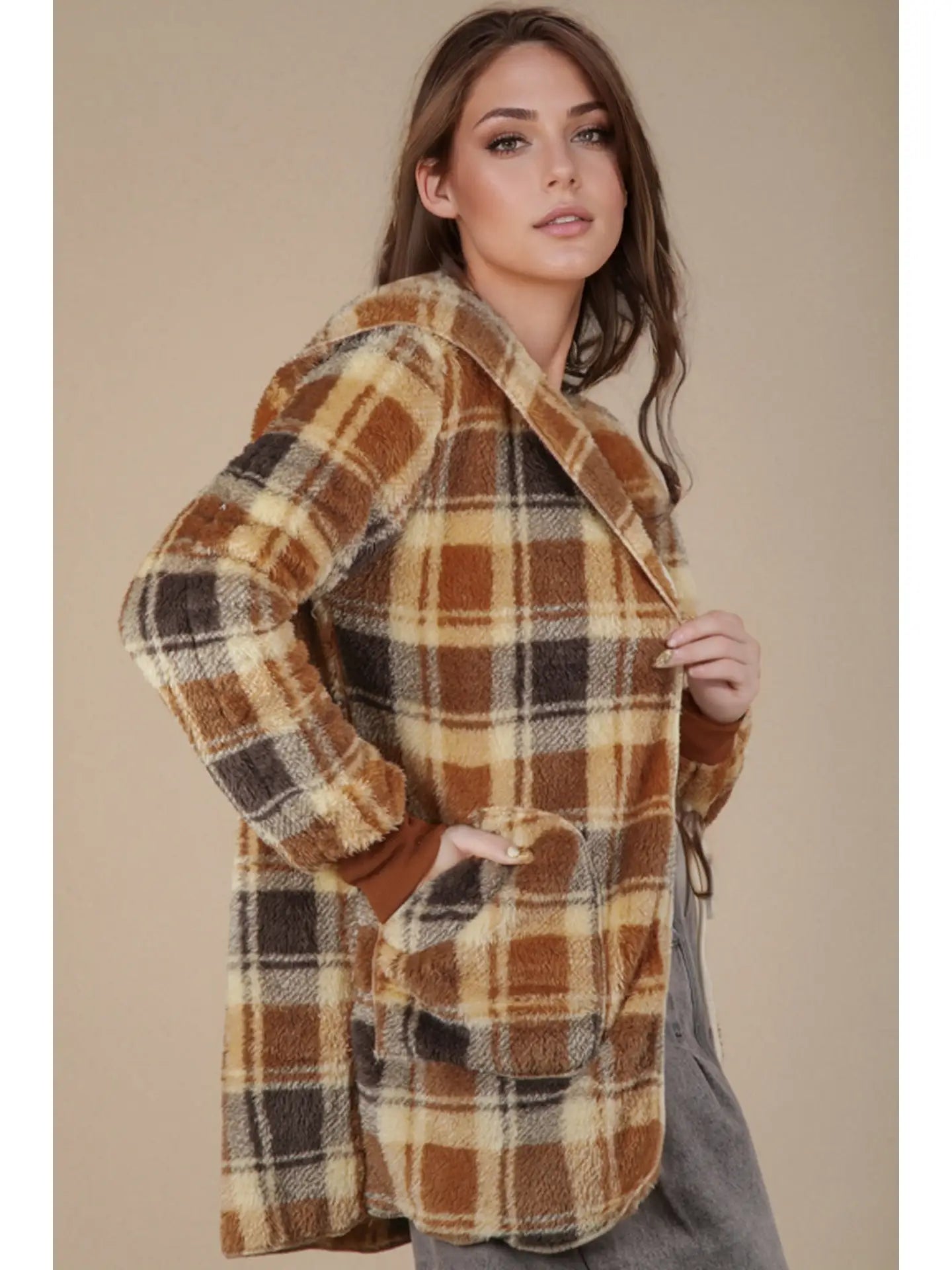 Door Buster * Faux Fur Plaid Jacket in Camel (Reg)
