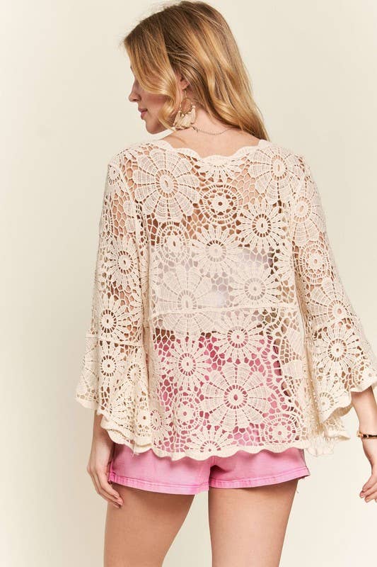 Doily Crochet Bell Top in Beige (REG)