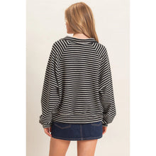 Striped Collar Sweatshirt in Black (REG)