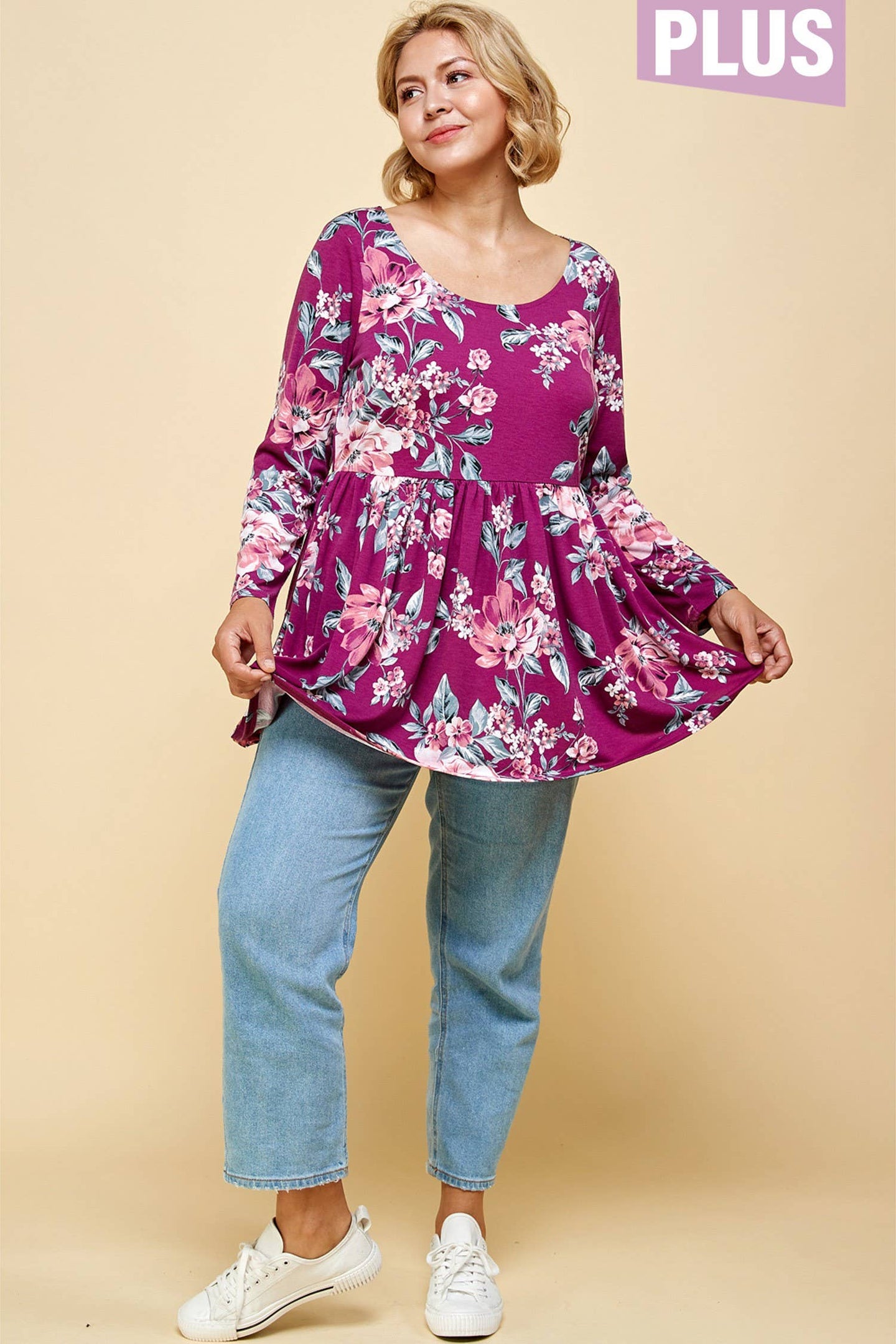 Sarah Floral Tunic Top in Plum (PLUS)
