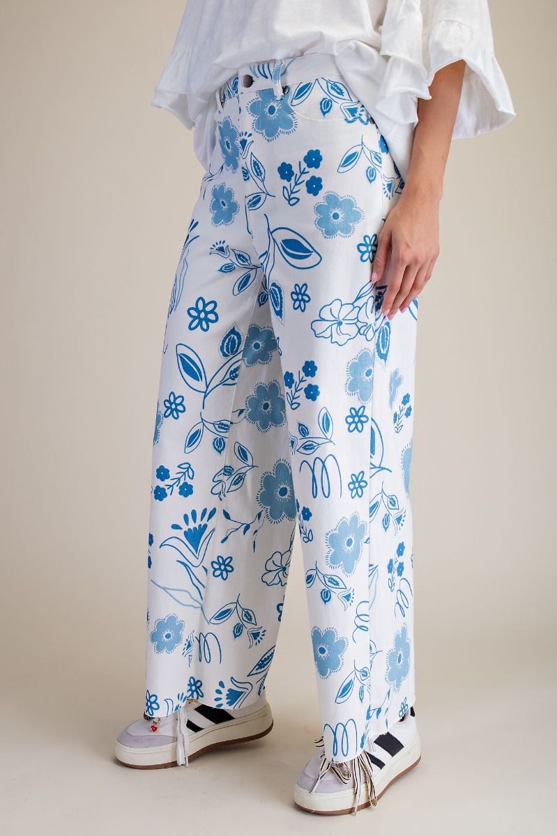 Floral Printed Twill Pants in Blue (REG)