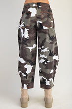 Easel Camo Barrel Pants (REG)